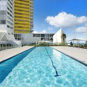 Ultiqa Air On Broadbeach Australia